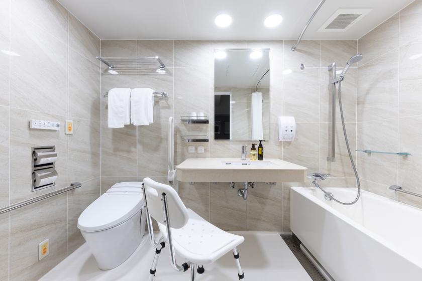 ユニバーサル《禁煙》