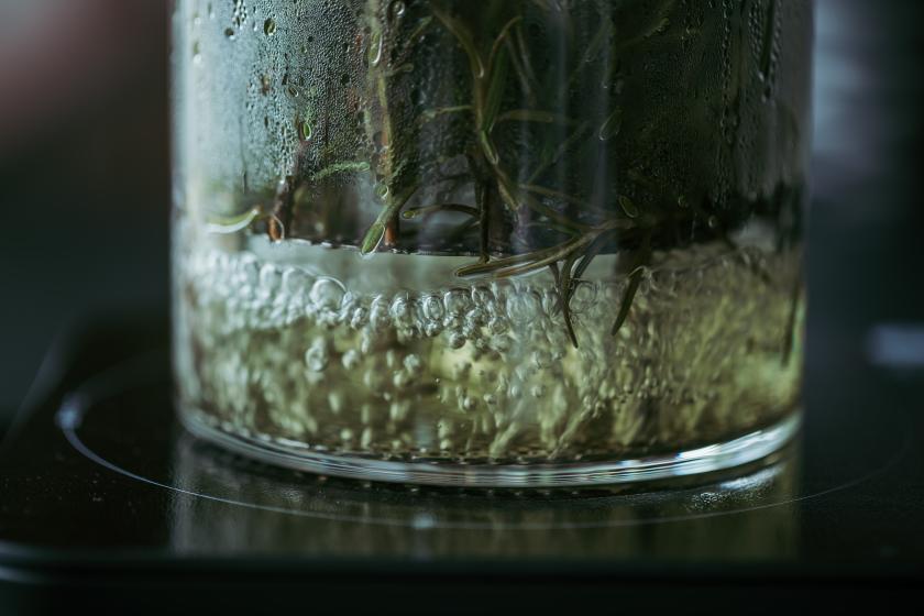 【町家で体験】町家の木の香りを楽しむ蒸留体験※チェックアウト日参加