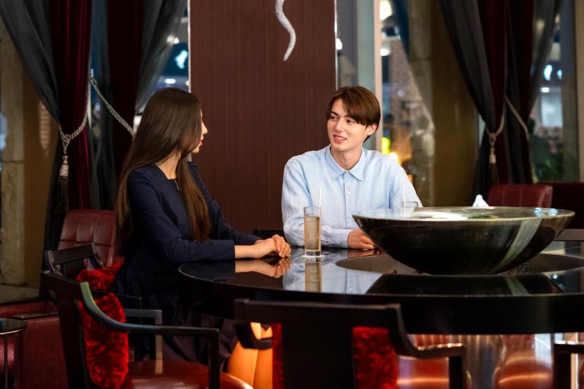 クリスマスカクテル or スイーツセット付~ラウンジで過ごすご褒美stay~(素泊まり)