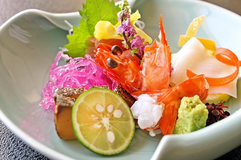 ＜鮮魚4種お造り・牛ロースすき鍋・蟹茶碗蒸し＞旬の味覚「天城山会席」　＜12月～2月＞