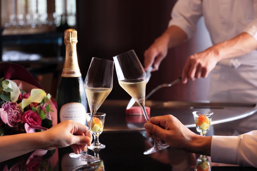 〈大人のためのご褒美旅〉クラブフロアステイ／「SANATIO SPA BIWAKO」エステ90分コース／「鉄板焼 おおみ」ディナーコース　夕朝食付プラン