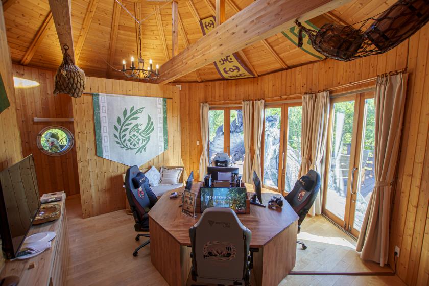 【一人旅満喫 特別ご優待】モンスターハンターコラボルーム「集会所のコクーン」宿泊プラン(夕朝食付)