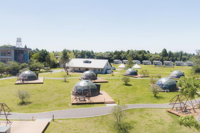 【一番人気】ドームテント / 非日常を味わえる空間（ダブルベッド×2）