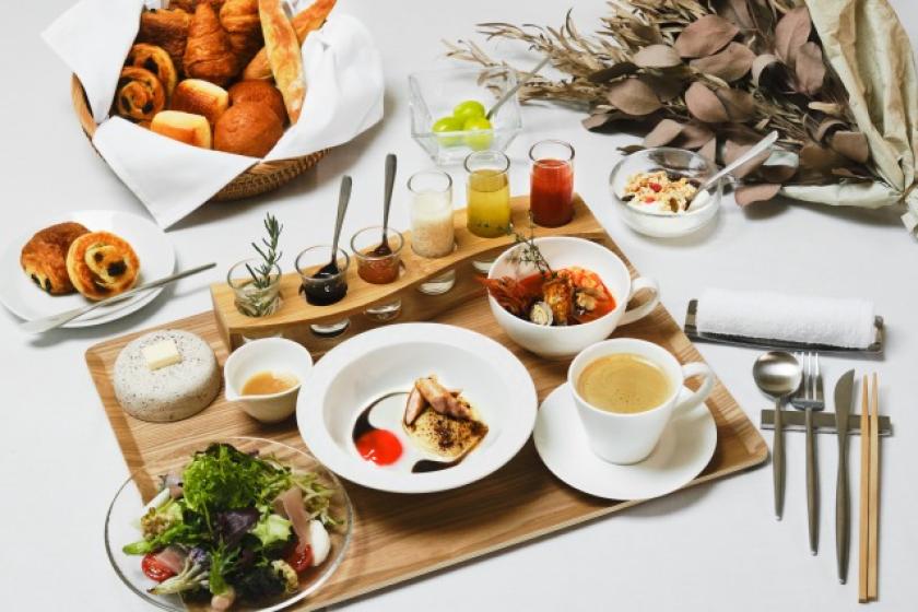 【オススメ】グランピングテント / 自然に囲まれたラグジュアリーステイ（ダブルベッド×2）