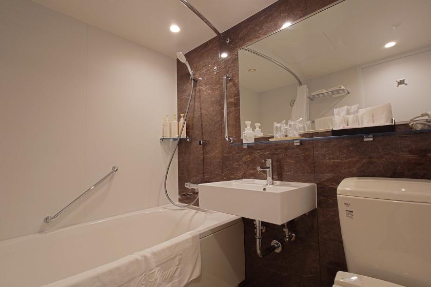 【ツイン一人占め】金・土・日・祝日 のみのお得なプライス！（朝食付）