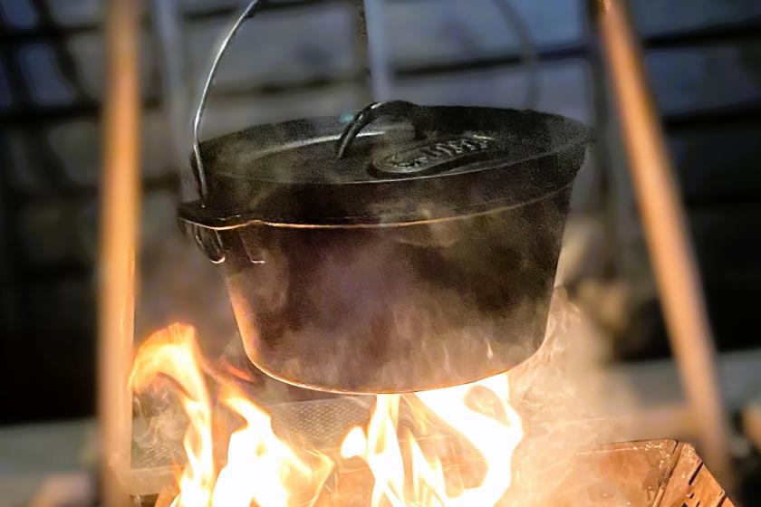 【冬限定】 本格焚き火鍋体験！波音と星空に包まれる冬のグランピング～テントステイ(夕朝食付)
