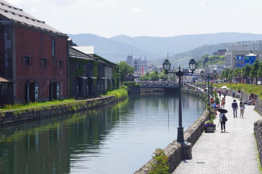 【家族でワイワイ】多彩なネタを好きなだけ♪贅沢に楽しむ特製手巻き寿司ディナー付