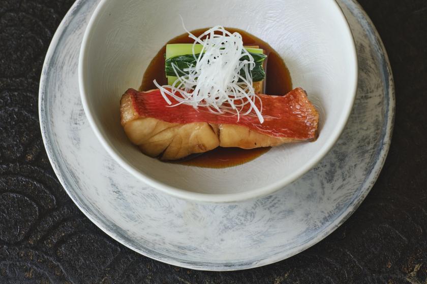 【1日2組限定　ダイニング「六つ喜」× 鮨処「藍寿」】海の幸を極める、匠の饗宴 鮨会席プラン◇「六つ喜」＜ご夕食・前半　17：00～17：30ご入店＞【1泊2食付】