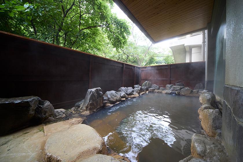 黒・白・とろとろ湯！3種の泉質を楽しむ温泉ファン満喫プラン ≪季節の会席膳≫