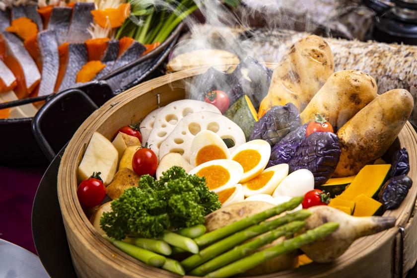 【新春満福】最大1泊４食≪夕食前半≫・ランタン・ショッピング、温泉 、ユネッサン ＆縁日参加券（1,000円）付き