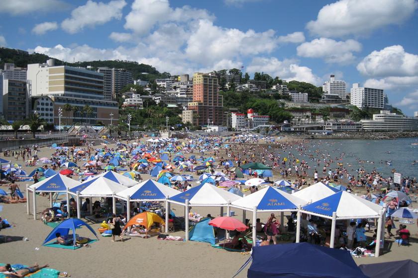 【公式ＨＰ最安値】熱海市内のお店で旨いもの食べてめいいっぱい観光したい！≪駐車場無料≫【食事なし】