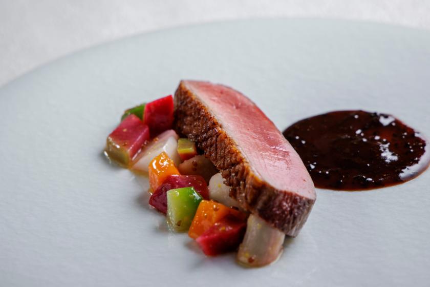 【 季節限定SALE 】富士山麓から採れる半径50キロ圏内の旬の食材を使った『熱海キュイジーヌ』/夕・朝食付