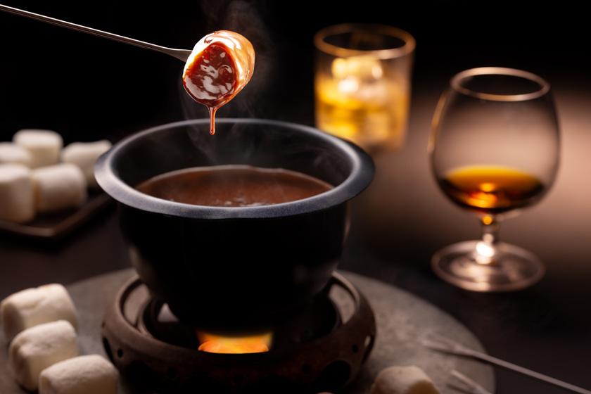 【伊勢海老×金目鯛×ズワイ蟹の美食饗宴 】フレンチ懐石×ワインフリーフローとともに 2名様に1杯ズワイ蟹付き ― 冬の味覚を贅沢に味わう ―