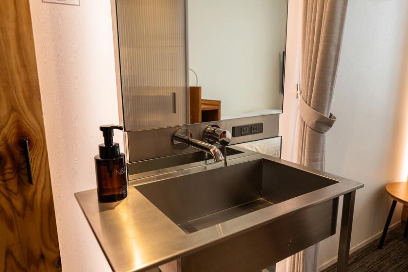 スーペリアセミダブル【禁煙】