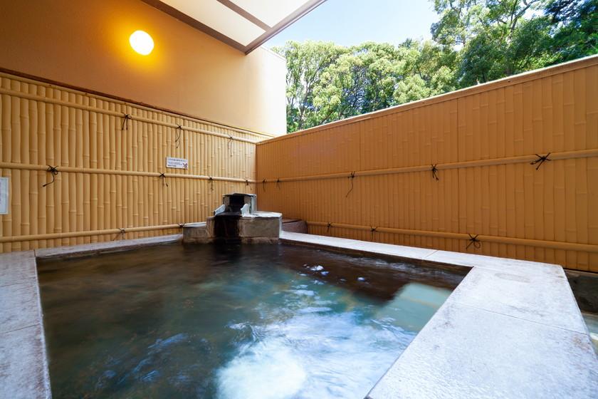 【公式ＨＰ最安値】熱海市内のお店で旨いもの食べてめいいっぱい観光したい！≪駐車場無料≫【食事なし】