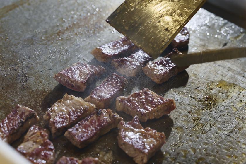 【アニバーサリー】ホールケーキ＆スパークリングワイン付きプラン／夕・朝食付き