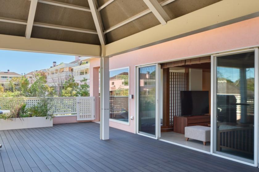 ラグジュアリースイート・128平米（専用テラス／暖炉／ガゼボ付）