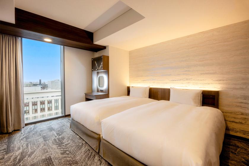 【2026年改装】■高層階■デラックスツイン／禁煙・30平米