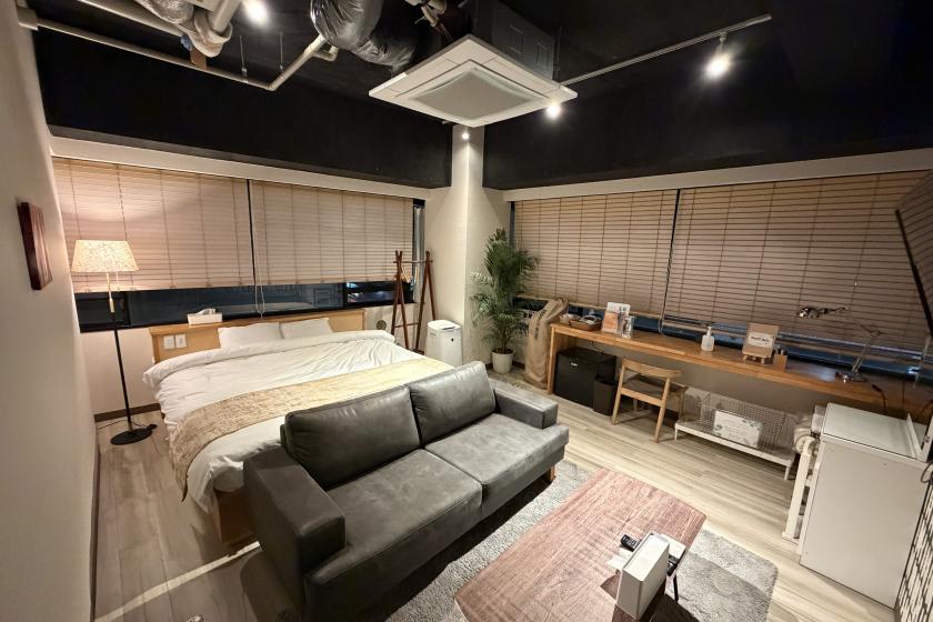 プレミアム・キングルーム／共用バスルーム　★ホームページ予約特典あり★