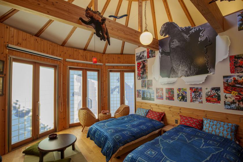 ゴジラコラボルーム「昭和東宝怪獣資料室」【プライベートテラス/全面檜風呂】