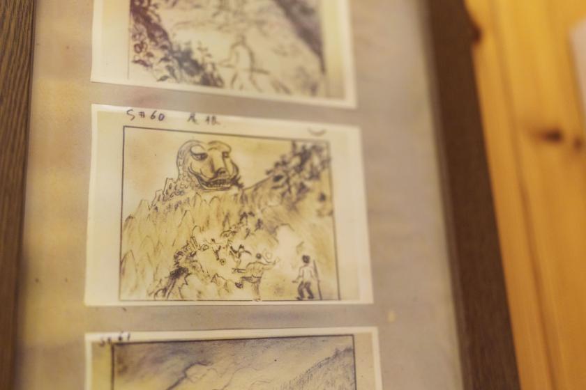 ゴジラコラボルーム「昭和東宝怪獣資料室」【プライベートテラス/全面檜風呂】