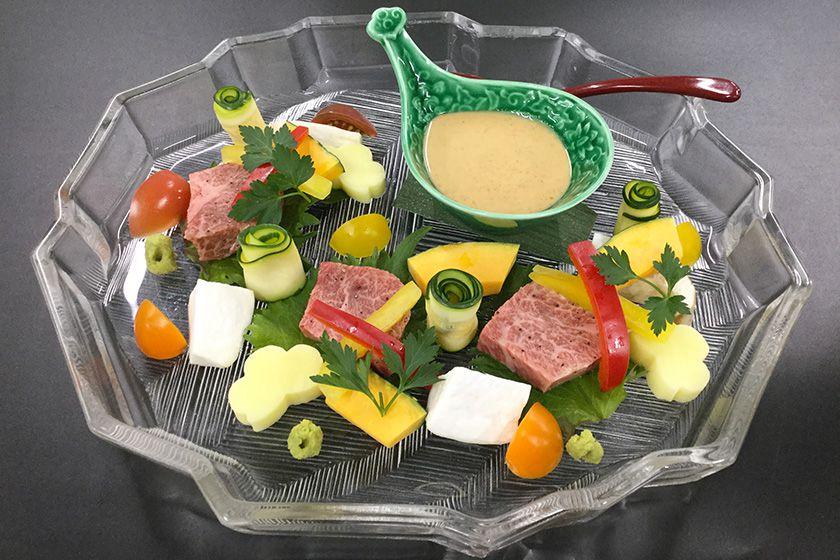 【卓袱グレードアップ】季節卓袱プラン　鯛薄造りと本鮪にぎり　国産ローストビーフ≪6～8月≫
