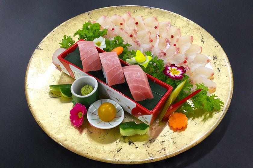 【卓袱グレードアップ】季節卓袱プラン　鯛薄造りと本鮪にぎり　国産ローストビーフ≪6～8月≫