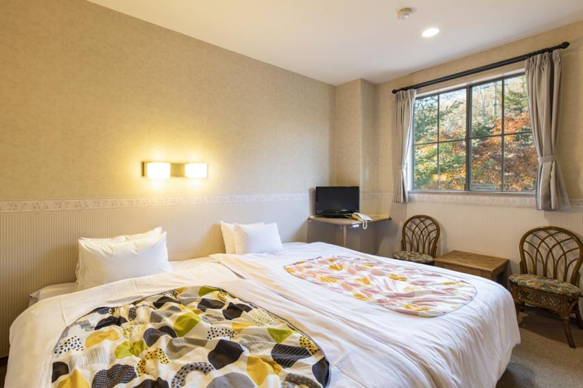 □禁煙□ファミリールーム ［静かな山側・バストイレ付］