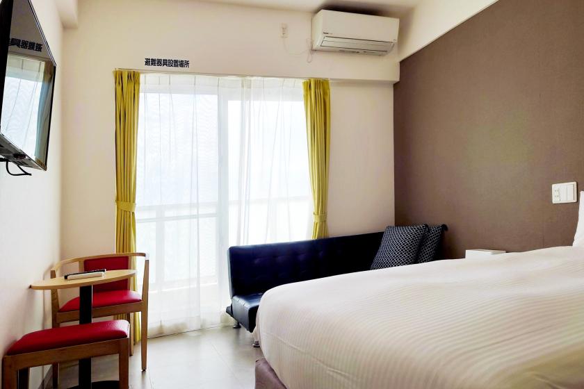 【禁煙】ダブルルーム （ソファ付き）