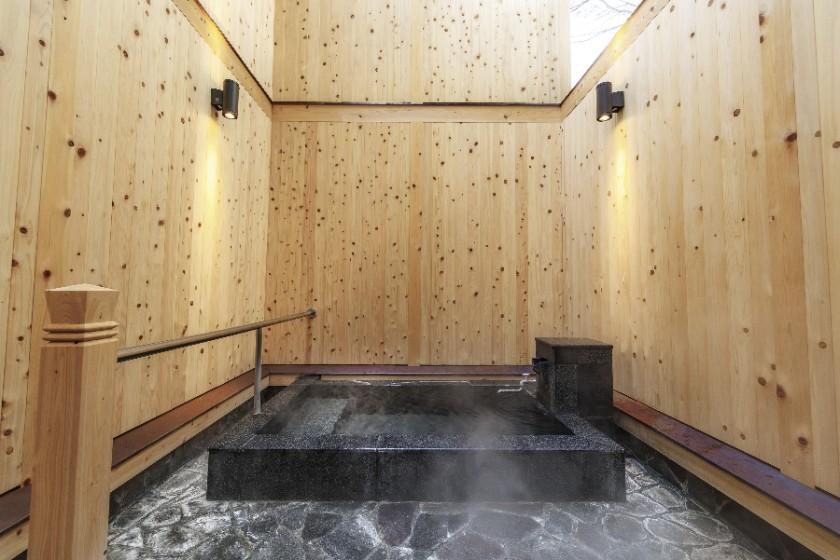 【本館】リニューアル露天風呂付客室