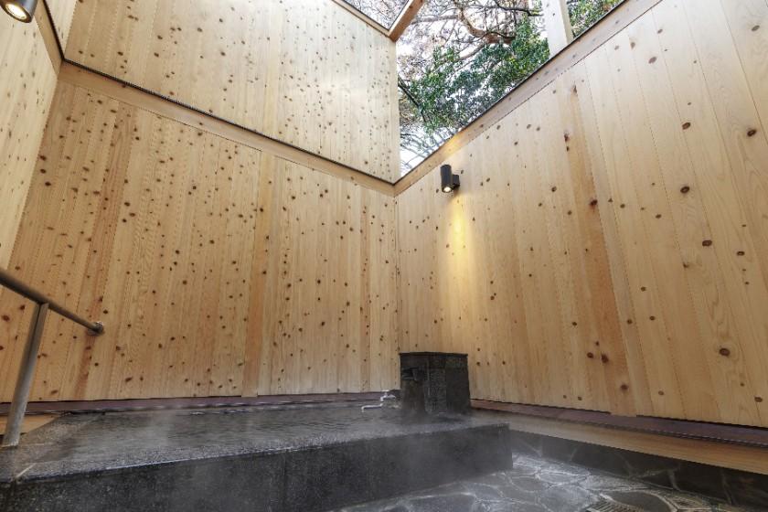 【本館】リニューアル露天風呂付客室