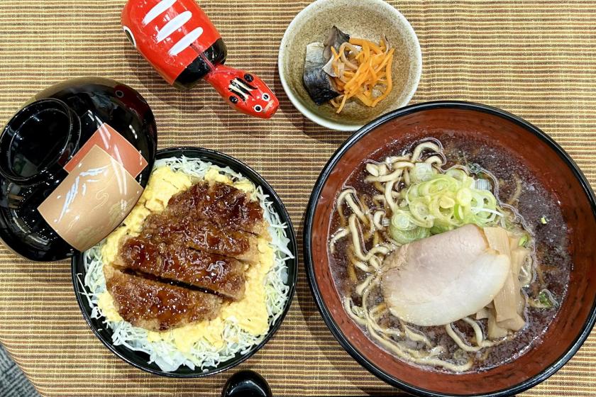 ＜1日3組限定＞【女子旅×奥会津】色浴衣で温泉旅♪地酒3種飲み比べ＆お土産付き！あがらんしょビュッフェ～公式HPからのご予約でお得！～