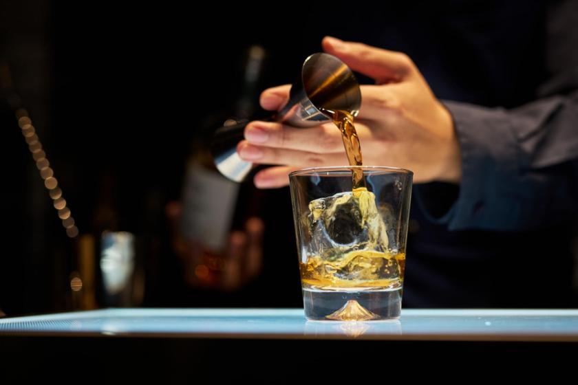 3種のプレミアム・ウィスキーフライト付き宿泊プラン／夕食はメインダイニング 六つ喜／17:00～17:30【前半】