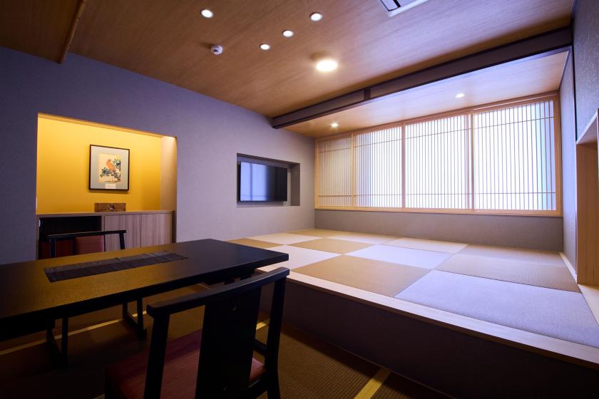[Renovated in February 2026] Moegi Japanese-style room, 30㎡, <Non-smoking room>, 6-tatami raised floor, study space available