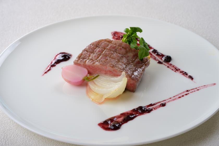 【人気！】伊勢志摩の旬を『フレンチコース』で味わう　伊勢海老と選べるメインの夕食付　味覚プラン