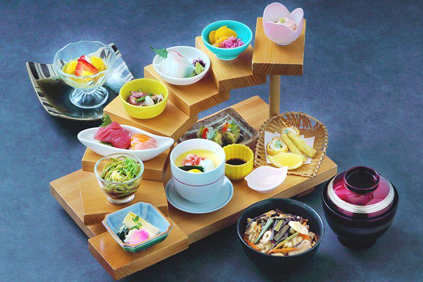 【リニューアル客室】生まれ変わった快適空間ステイ　日本料理「四季」花暦ディナー　(夕食・朝食付き)