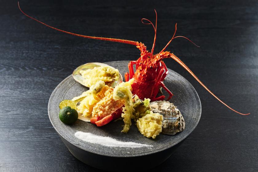 【伊勢海老＋鮑＋松阪牛付】三重の3大味覚堪能　特別懐石プラン（夕朝食付）
