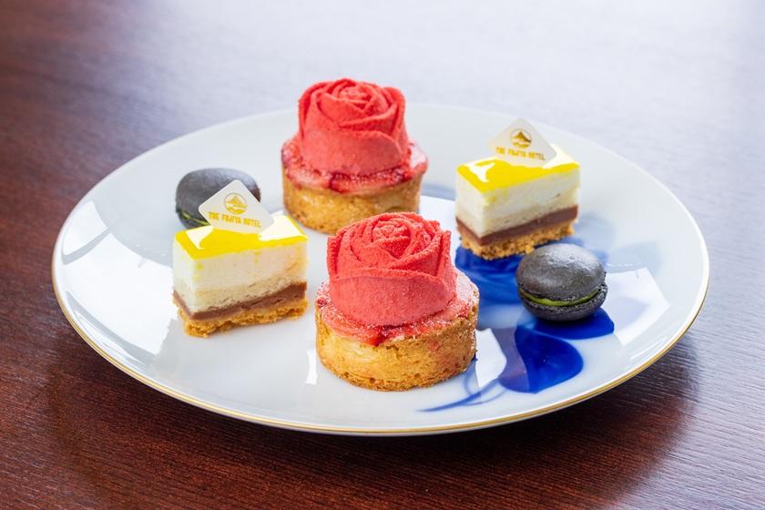 チャップリンズルーム　特別ご宿泊プラン　アフタヌーンティー・ルームサービス付