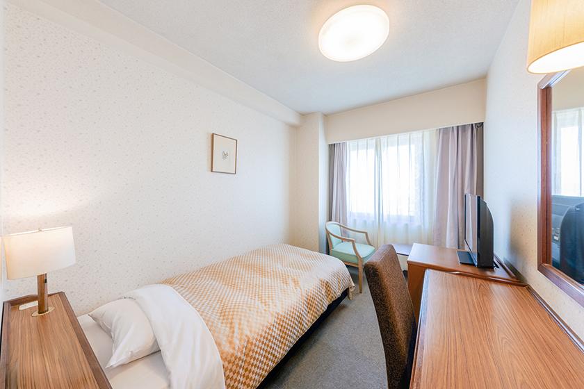 ■喫煙可 シングルルーム（14平米）