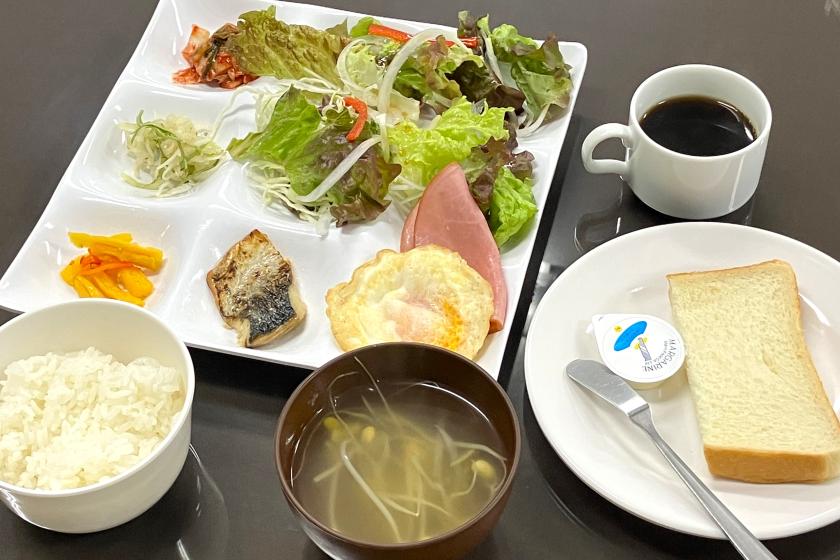 【HP限定】【朝食券付きプラン】☆天然温泉入り放題☆１１時チェックアウト♪