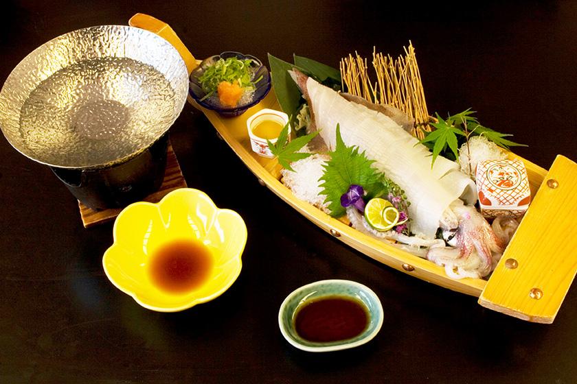 ご夫婦　お二人で姿烏賊一杯付き「美食プレート会席」と地元のお肉3種　陶板焼き