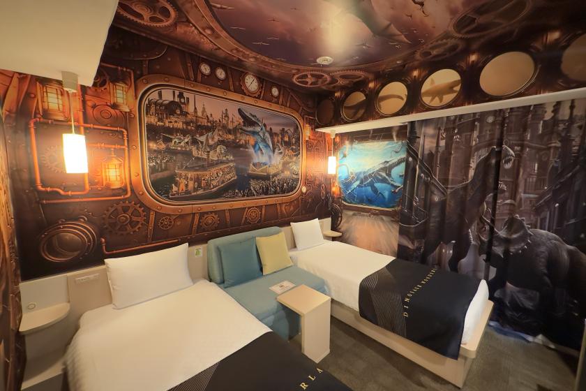 [Limited to 2 rooms per day] Mysterious, otherworldly "Dinosaur Wonderland Room" plan <Breakfast included>