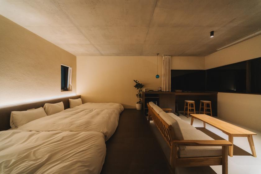 Room4