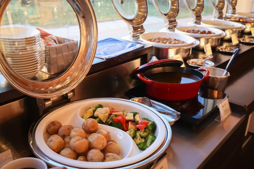 【2連泊◇朝食付き】アクティブな一日は充実した朝食から！和洋バイキングで活力チャージ♪