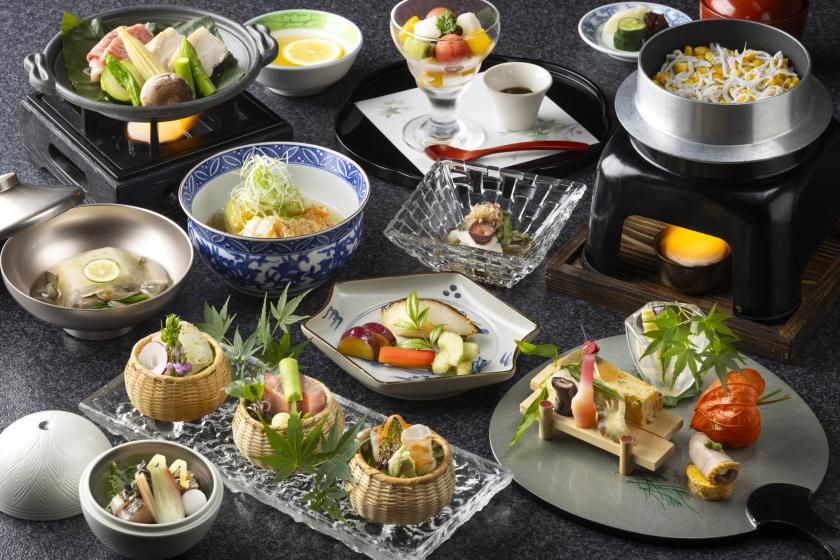夕朝食付き／特選 会席【夕食20時指定】
