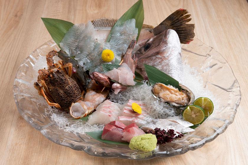 福福鳴門プラン！旬の魚介４種と伊勢海老、あわびの姿作り付プレミアムバイキング