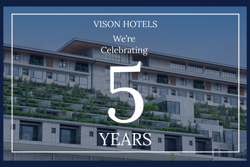 [VISION 5th Anniversary] (AX5) Plan includes a special dinner and a limited-edition cake, plus 5 other luxurious benefits.