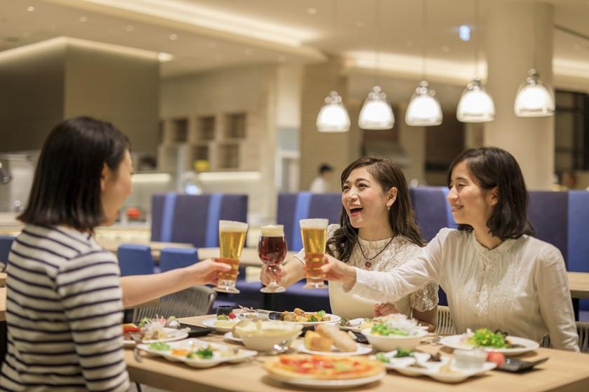 【4名以上で実質1名無料】グループ旅行応援プラン【フリーフロー(飲み放題)付き】夕・朝食付き