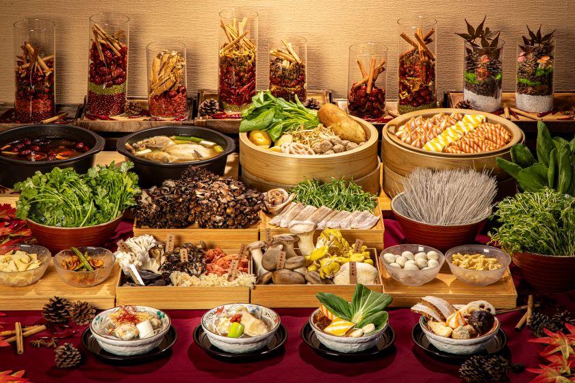 【9月お日にち限定割】ようこそ、天悠の「食の森」へ — きのこワンダーランド ・ 麻辣湯 ・ 和パフェアトリエ をめぐる秋のプレミアムビュッフェ＜夕食前半＞＆フリーフロー＆温泉露天風呂付客室＆ユネッサン入り放題