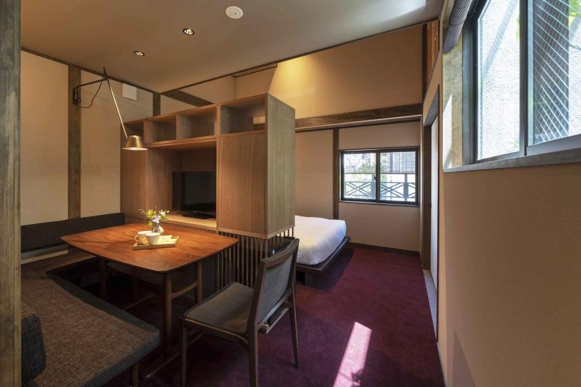 THE KAZAHAYA Suite | Kitchen, 2 Bedrooms, Washer-Dryer, Bathroom